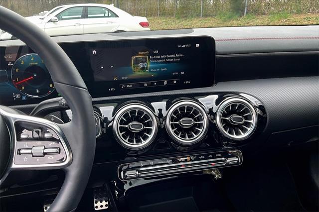 2023 mercedes-benz cla 250 base