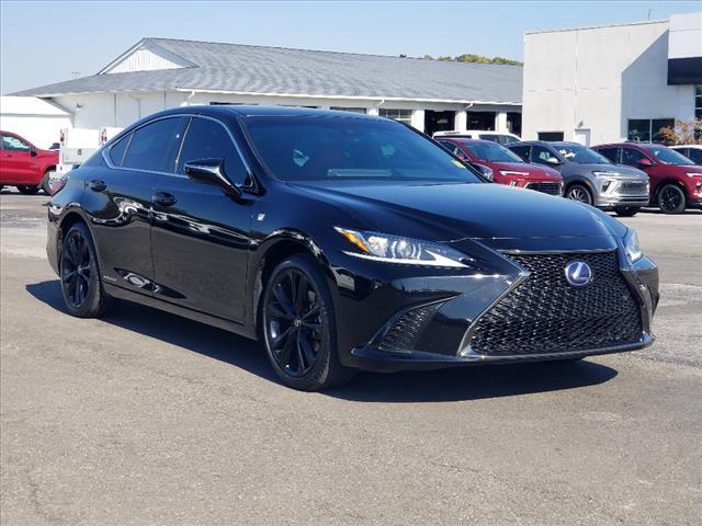 2022 lexus es 300h f sport