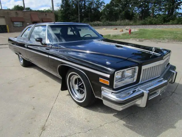 1976 buick electra limited - one family owned - 26k real miles - gorgeous