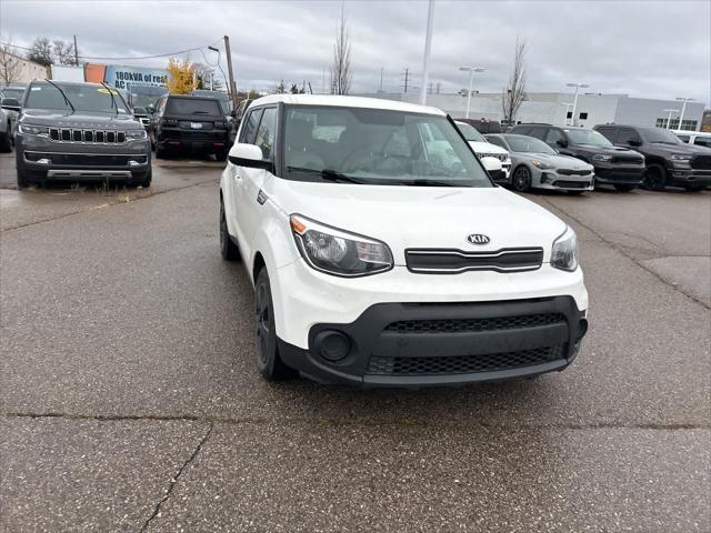 2019 kia soul base