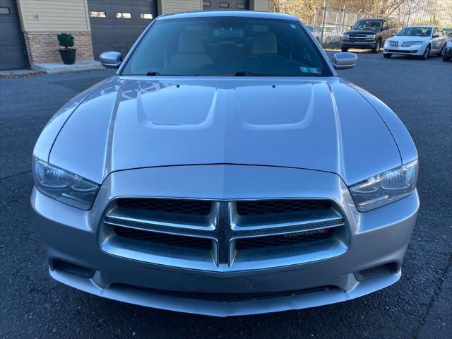 2013 dodge charger se