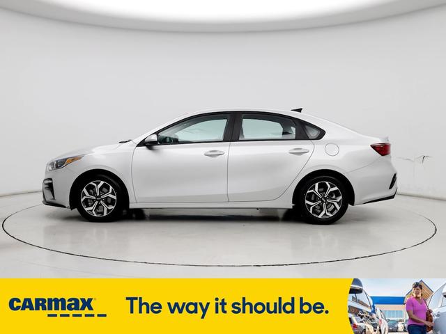 2021 kia forte lxs