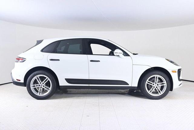 2024 porsche macan base