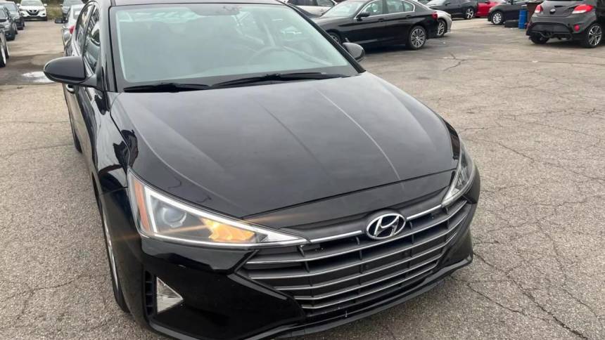2019 hyundai elantra se