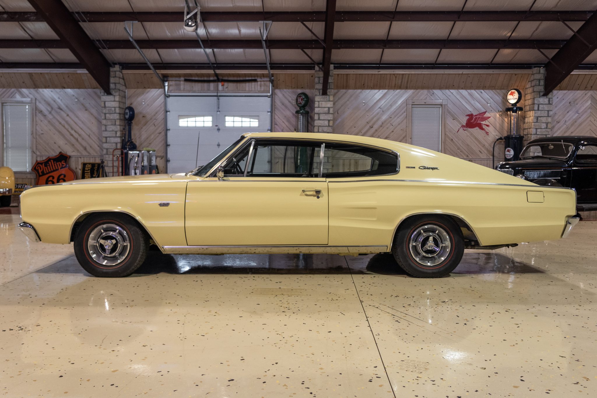 1967 dodge charger 426 hemi 4-speed