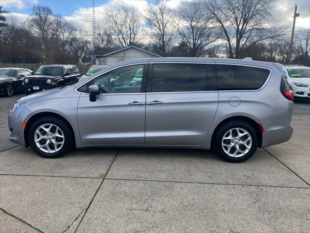 2017 chrysler pacifica touring-l
