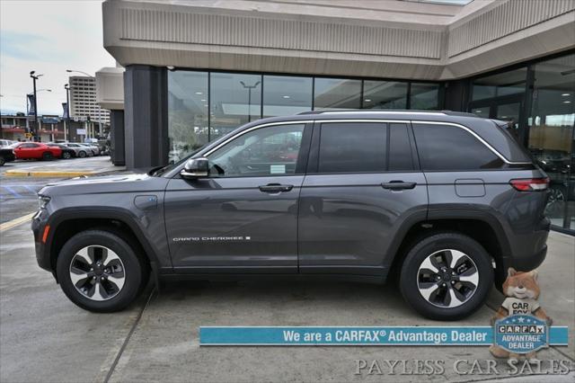 2022 jeep grand cherokee 4xe base