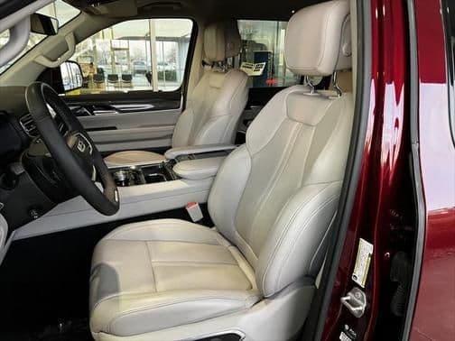 2022 jeep wagoneer series iii in manhattan, kansas