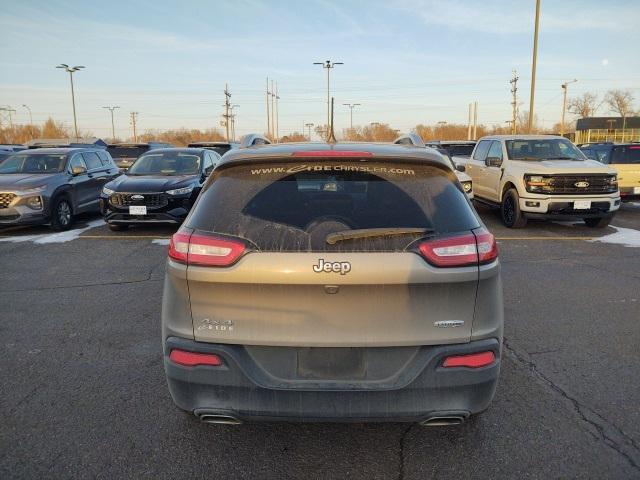 2018 jeep cherokee latitude plus