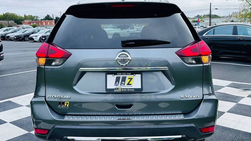2017 nissan rogue sv