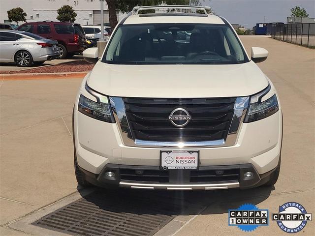 2022 nissan pathfinder platinum