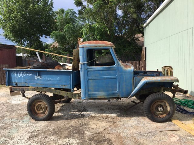 jeep truck parts or restore...no reserve maybe a 47 willys ??