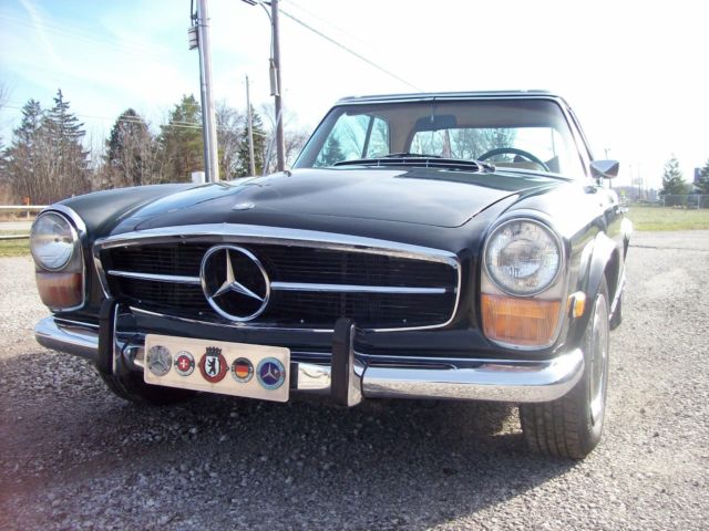 1971 mercedes benz 280sl. original. one owner. very good condition