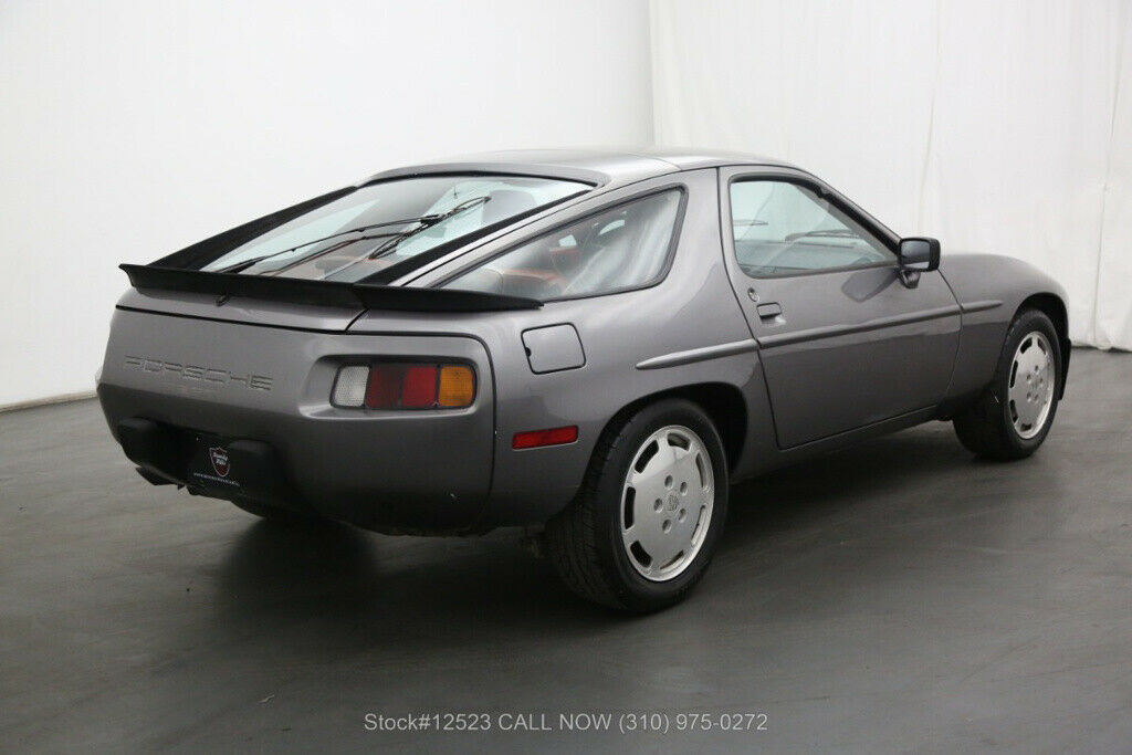 1985 used 5l v8 32v manual hatchback