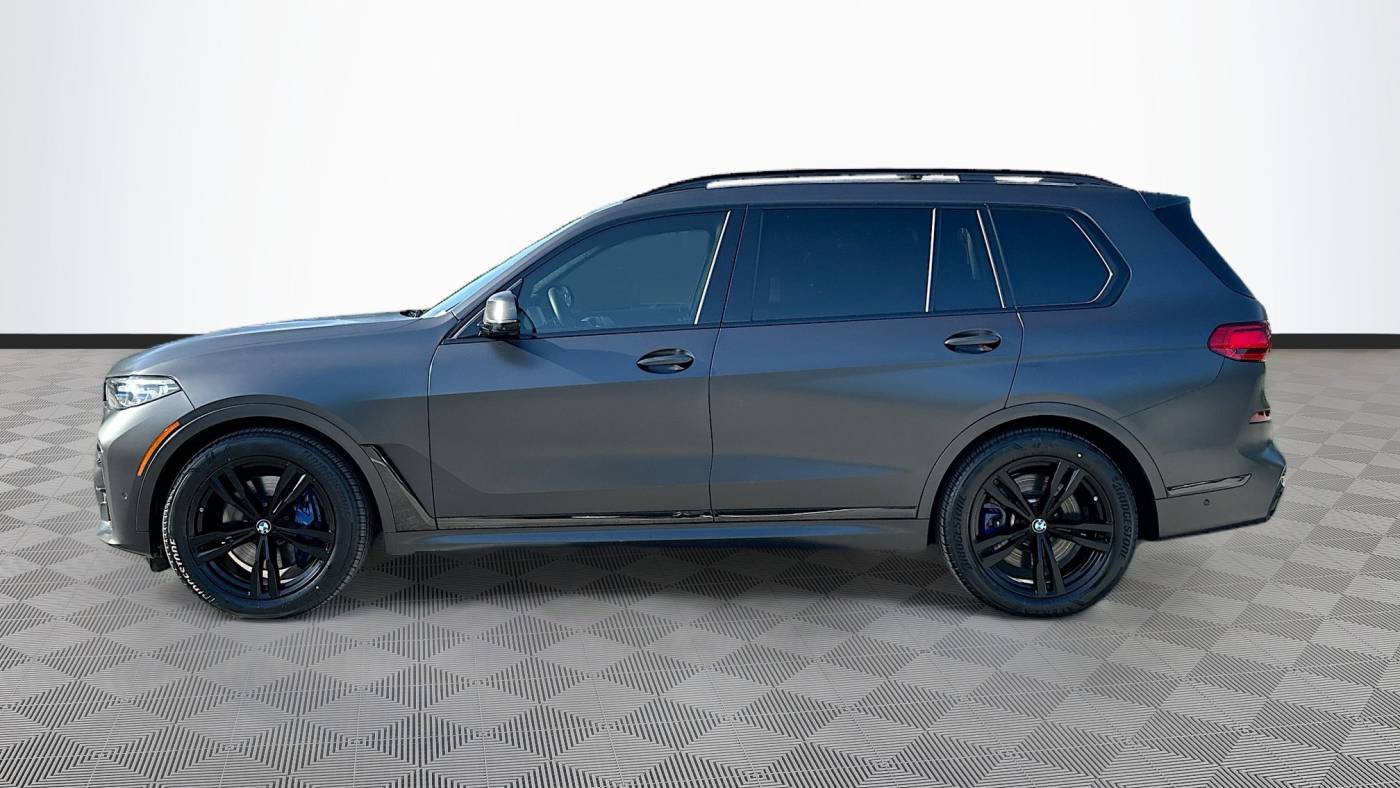 2021 bmw x7 m50i
