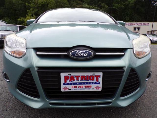 2012 ford focus se