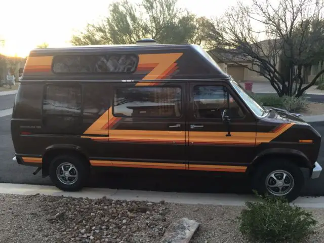 1981 ford factory custom van - all original (paint, interior, upholstery,etc)