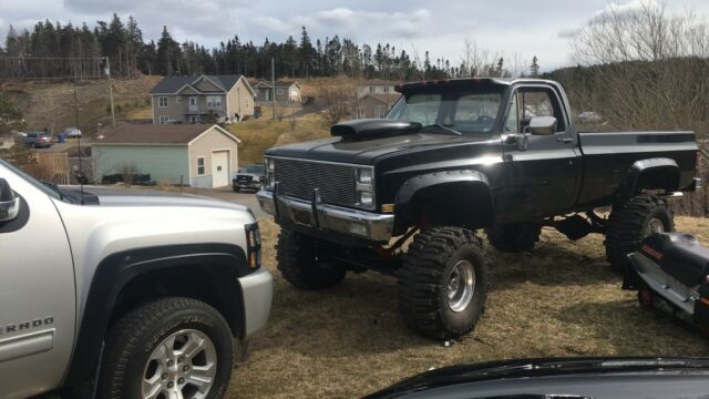 1981 c10 - modified four wheel drive