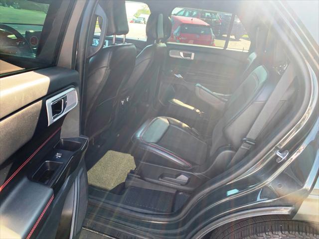 2022 ford explorer st-line