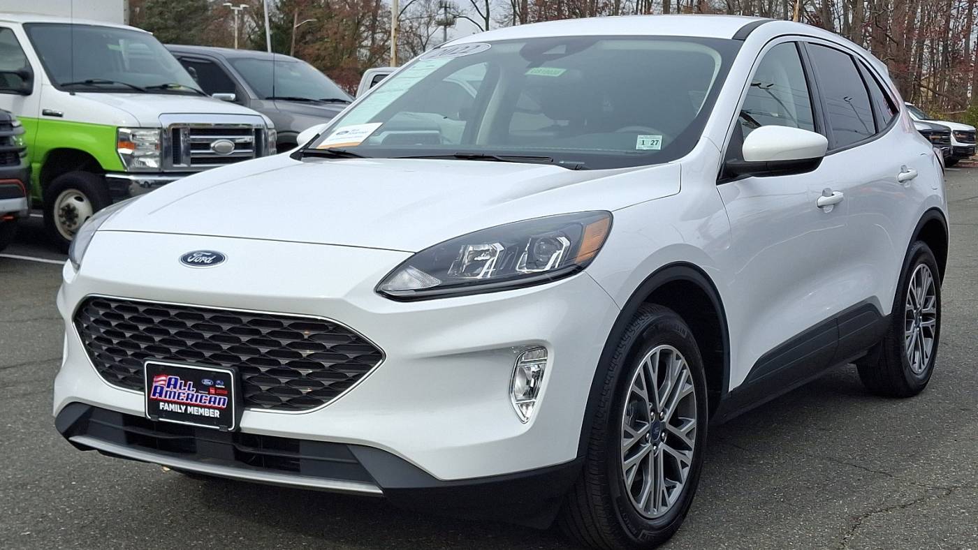 2022 ford escape sel