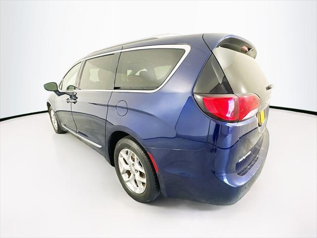 2018 chrysler pacifica limited