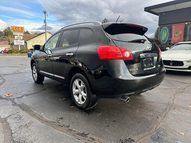 2011 nissan rogue sv