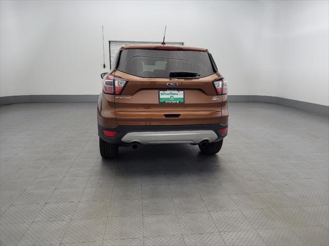 2017 ford escape se