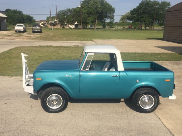 1970 international scout 800a 4x4 a/c(convertible/removable top) v8 tow-bar