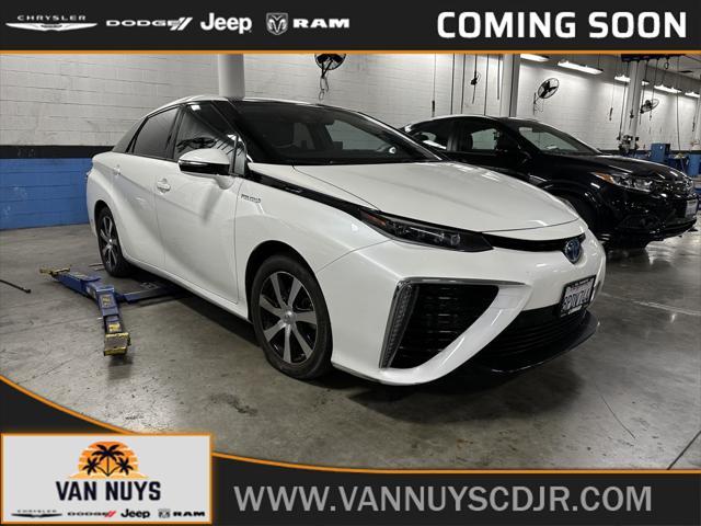 2017 toyota mirai base
