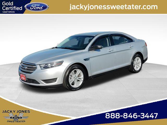 2019 ford taurus se