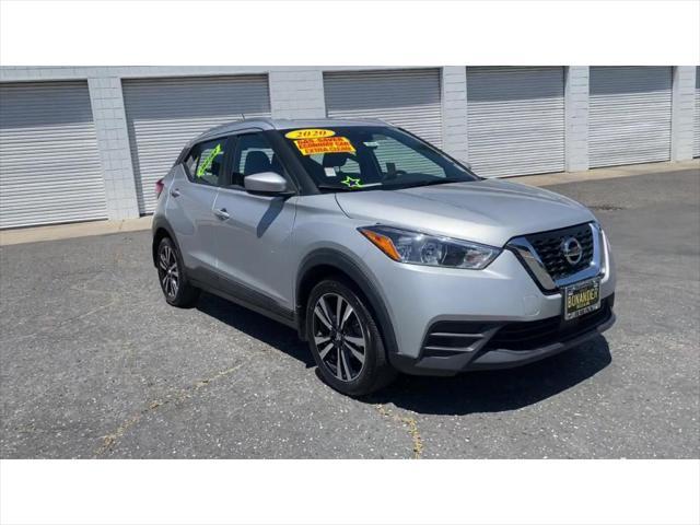 2020 nissan kicks sv