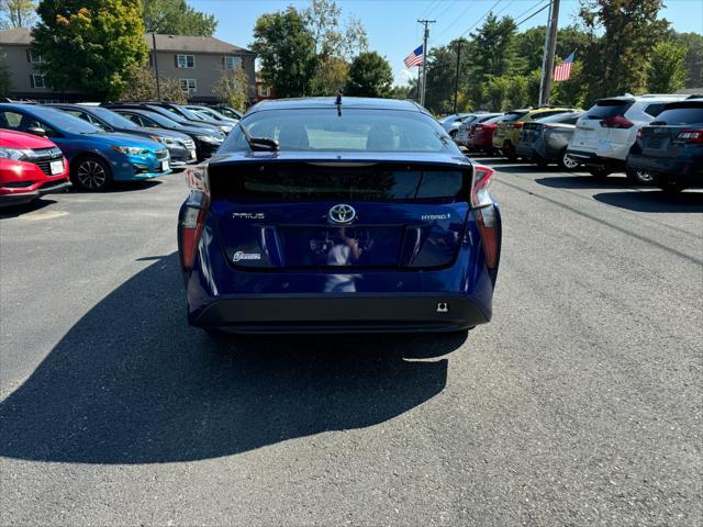 2018 toyota prius two