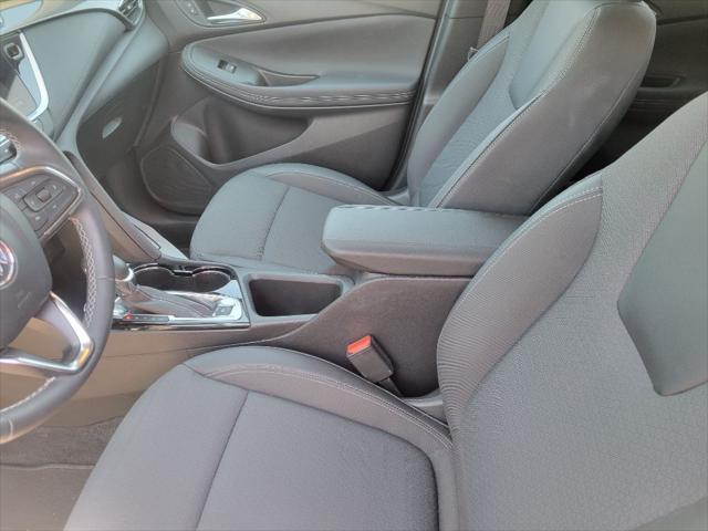 2022 buick encore gx select