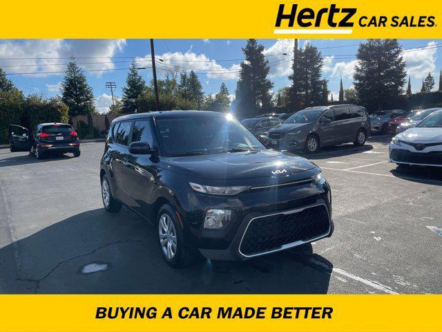 2022 kia soul lx