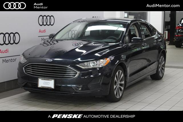 2020 ford fusion se