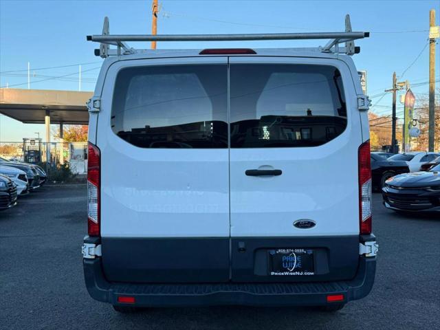 2017 ford transit-250 base