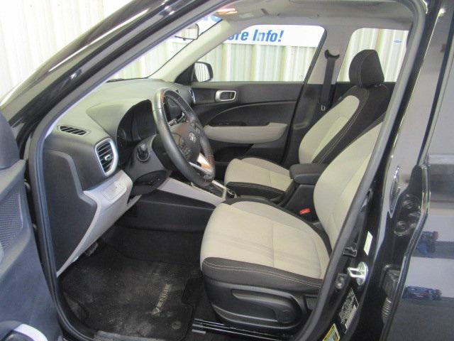 2022 hyundai venue sel