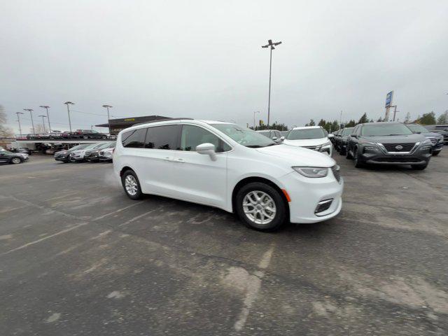 2022 chrysler pacifica touring l