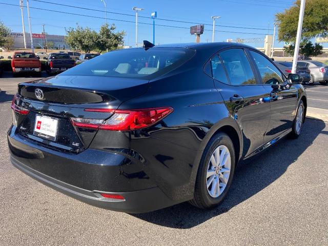 2025 toyota camry le