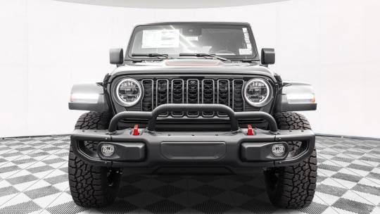 2024 Jeep Gladiator