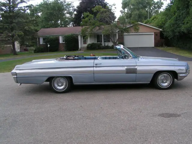 1962 oldsmobile starfire conertible