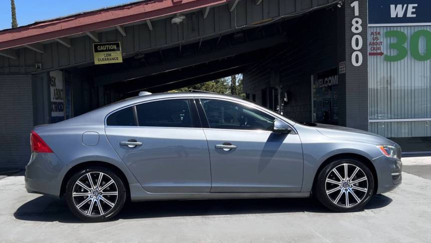 2017 volvo s60 t5 inscription platinum
