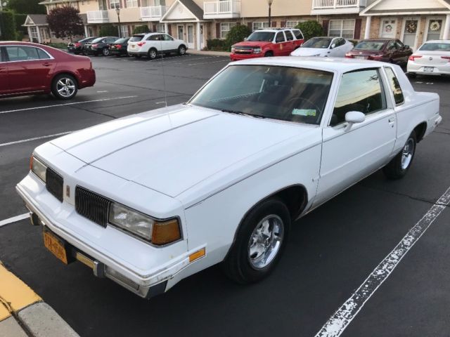 1987 oldsmobile cutlass supreme v8 1 owner only 97k ori