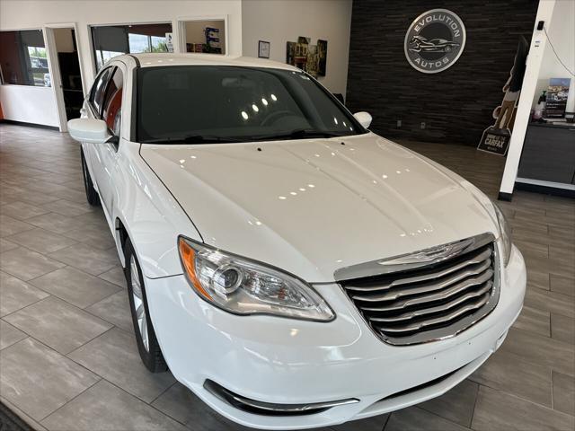 2013 chrysler 200 touring