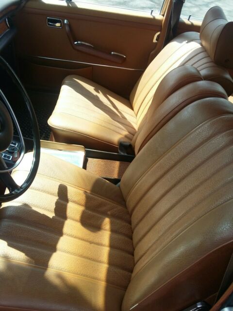 beautiful 1969 280 sel mercedes benz sedan