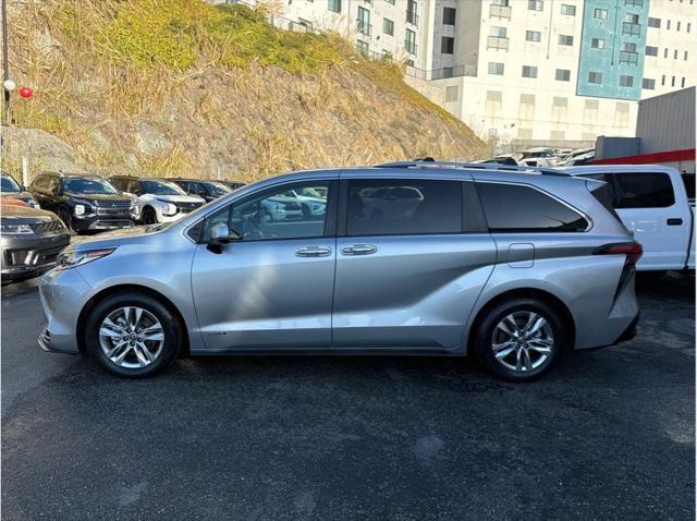 2021 toyota sienna limited 7-passenger