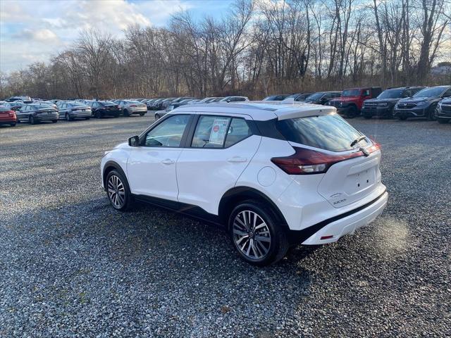 2022 nissan kicks sv