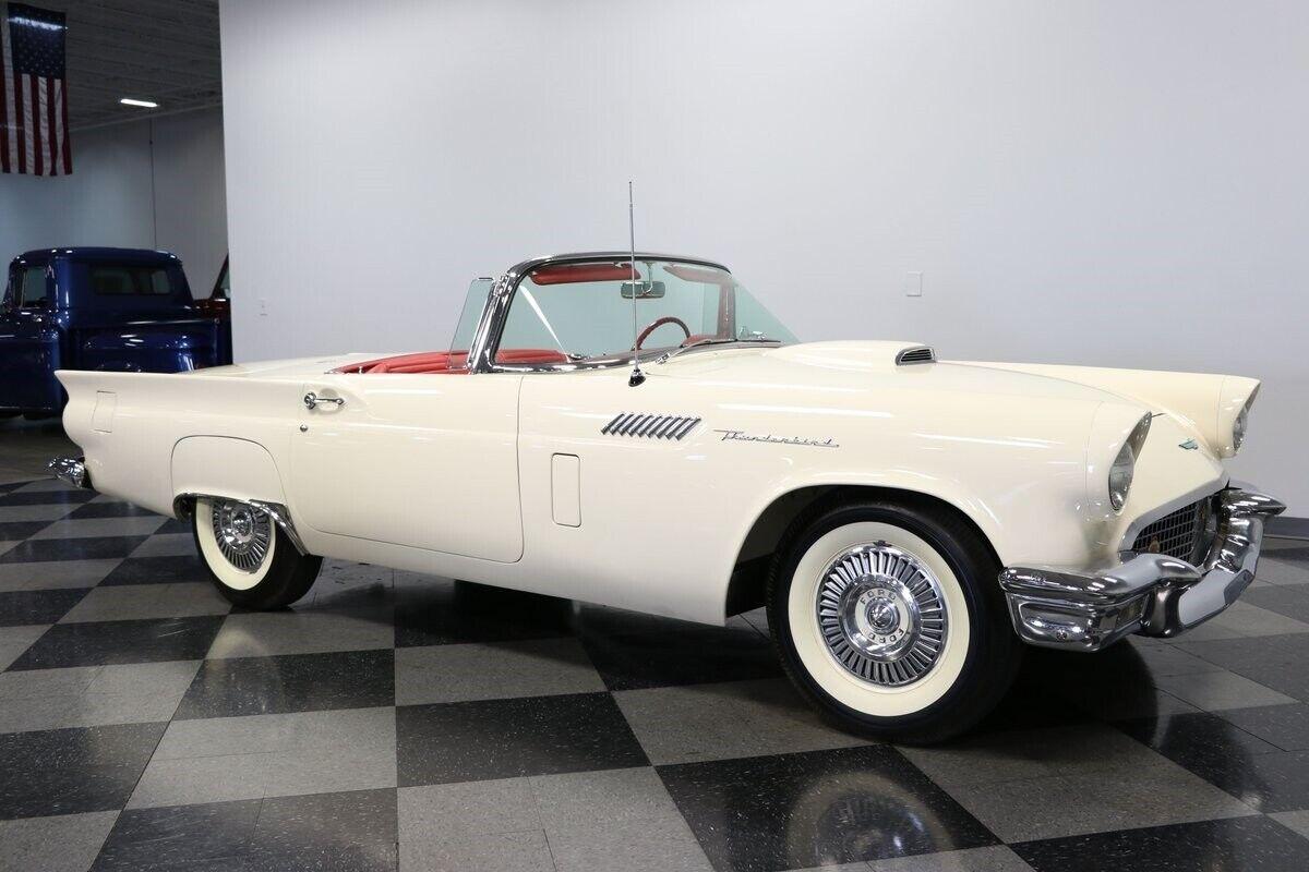 1957 ford thunderbird e bird 312ci v8 1626 miles