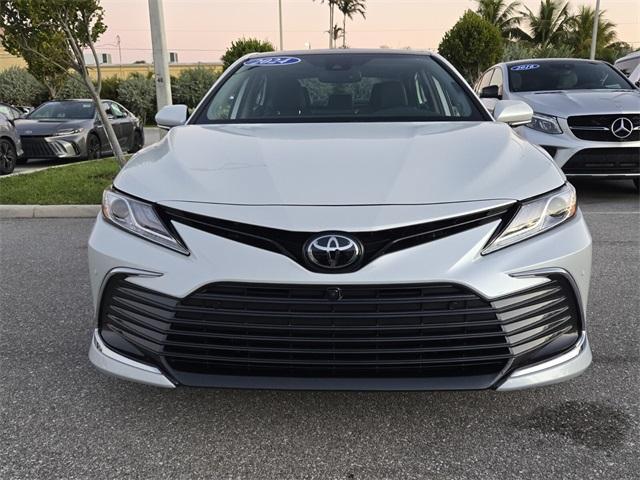2024 toyota camry xle v6