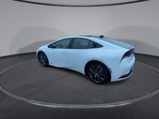 2024 toyota prius xle
